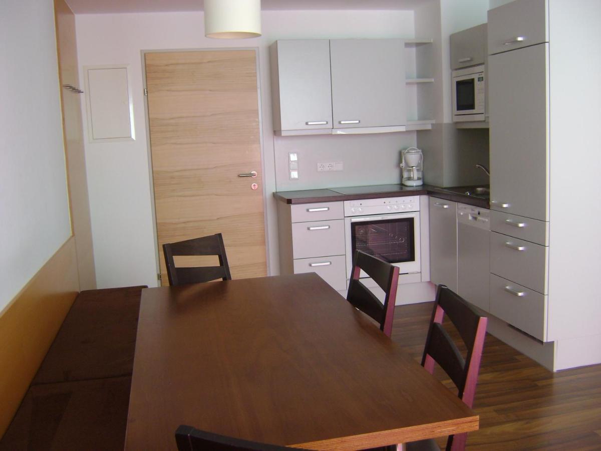Almandin Apartments Ишгъл Стая снимка